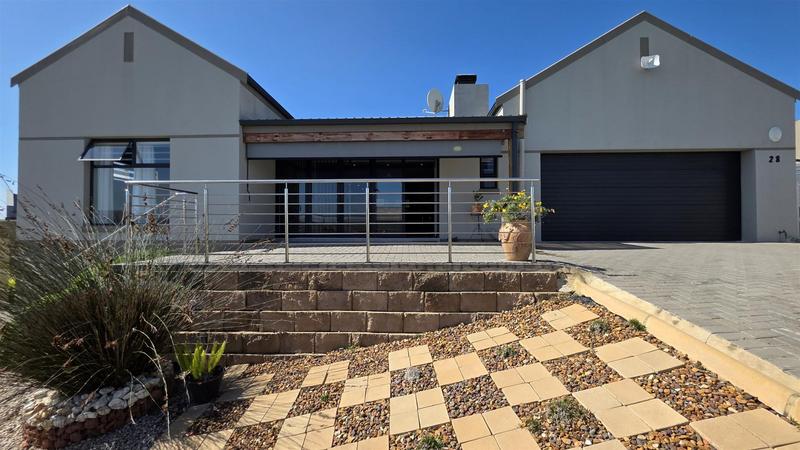 3 Bedroom Property for Sale in Reebok Western Cape